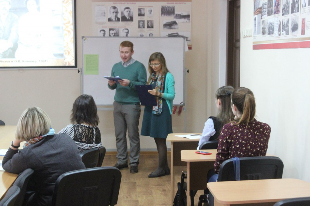 na_fak-te_vpervye_19_10_2016_byli_provedeny_ocherednye_studencheskie_Korolenkovskie_chtenia_Zasedanie_sektsii_Zhivaya_rech_severa_U